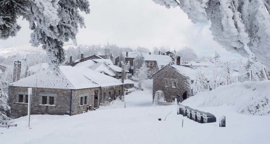 Continúa la alerta por frío, nieve, viento o fuerte oleaje en toda Galicia