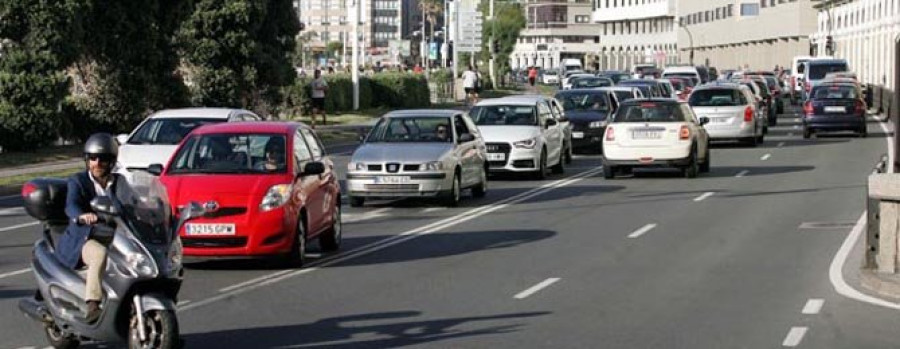 El Paseo Marítimo logra absorber  el tráfico de las obras de La Marina