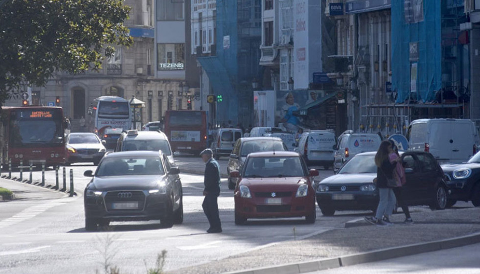 Vecinos y empresarios exigen un plan de transporte si se peatonalizan los Cantones