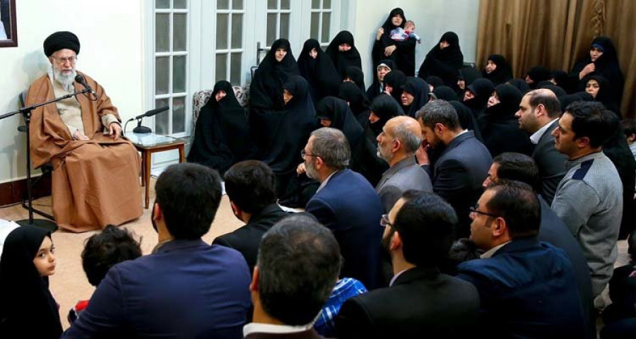 Jameneí culpa a “los enemigos 
de Irán” de estar tras las protestas