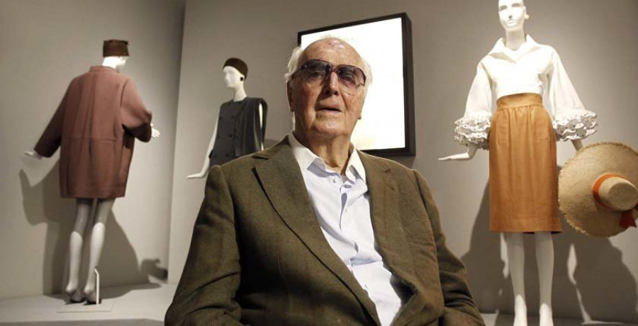 Fallece el diseñador Hubert de Givenchy a los 91 años, 
una leyenda de la alta costura