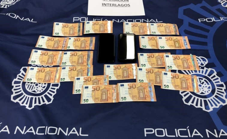 Dos detenidos en A Coruña por distribuir moneda falsa en entidades bancarias