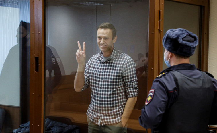 Navalni entra en la prisión donde cumplirá dos años y medio de condena