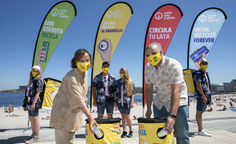 El reciclaje llega un año más a las playas de A Coruña con 