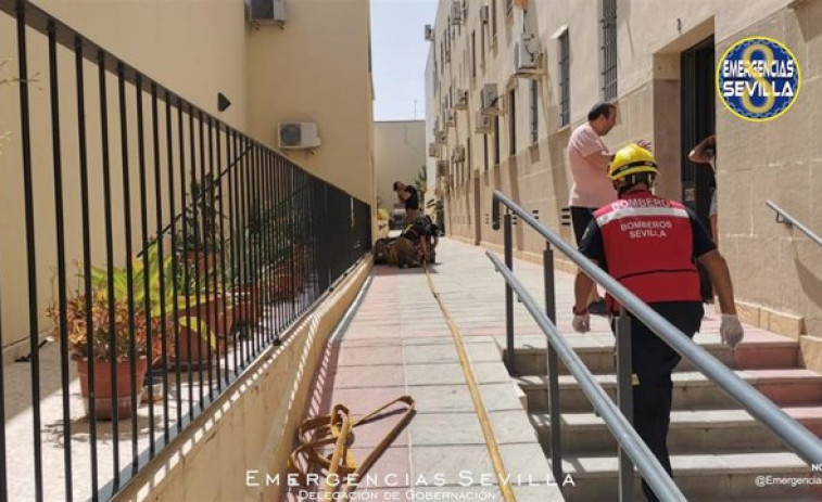 Muere un hombre de 88 años, con movilidad reducida, tras un incendio en su vivienda en Sevilla