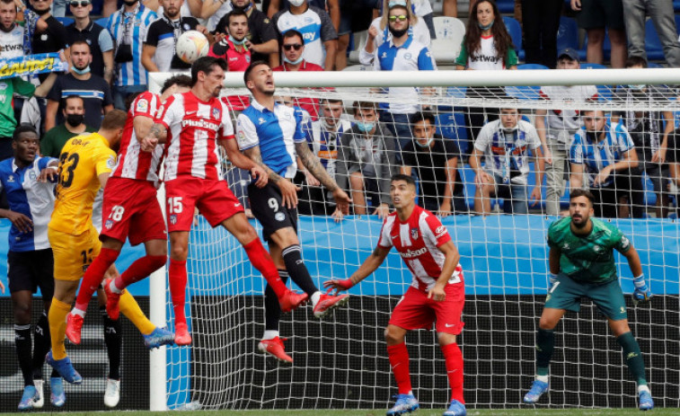 Batacazo del Atlético de Madrid ante el Alavés (1-0)