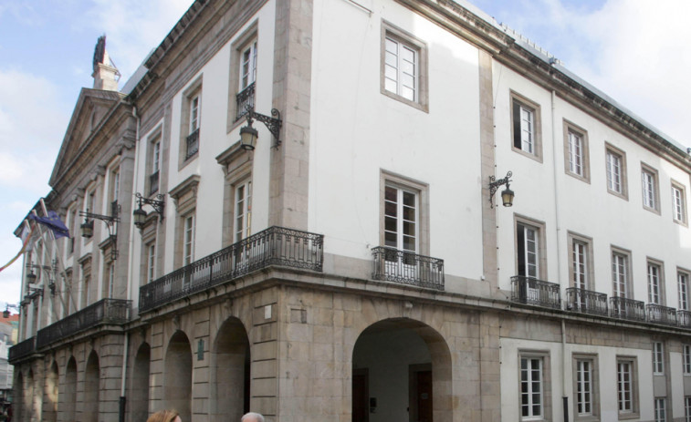 El BNG de A Coruña pide un plan para los mendigos de los soportales del Rosalía