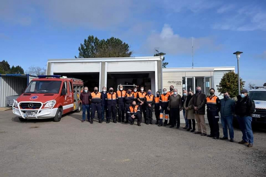 El director xeral de Emerxencias realiza una visita  a las instalaciones de Protección Civil de Bergondo