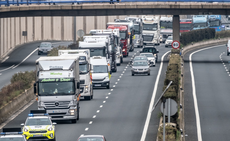 Los transportistas urgen al Gobierno a prohibir el trabajo a pérdidas por decreto ley