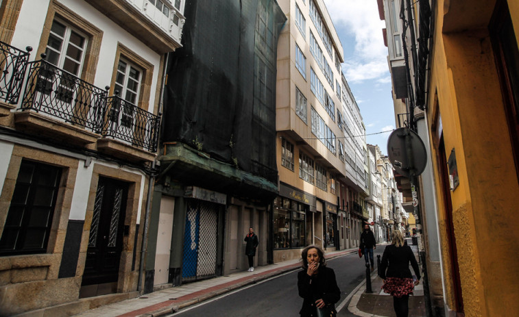 A Coruña tiene 40 edificios en venta para reformar a 1.300 euros el metro cuadrado