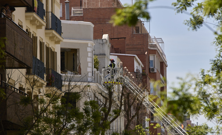 Varios heridos y desaparecidos en explosión de edificio en Madrid