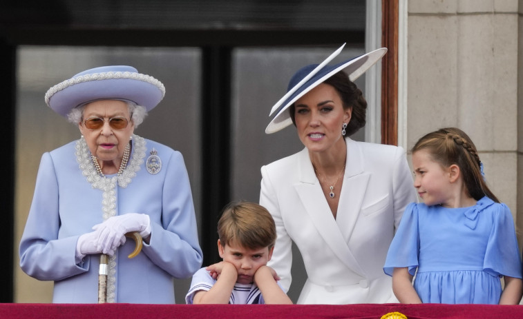La princesa Catalina, acusada de retocar otra foto con la reina Isabel en 2022