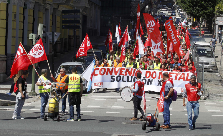 A Coruña vuelve a registrar una protesta del metal en un conflicto sin acuerdo a la vista