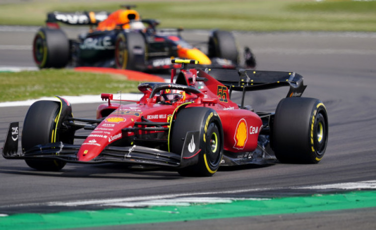 Sainz gana Silverstone delante de Pérez y logra su primer triunfo en la F1