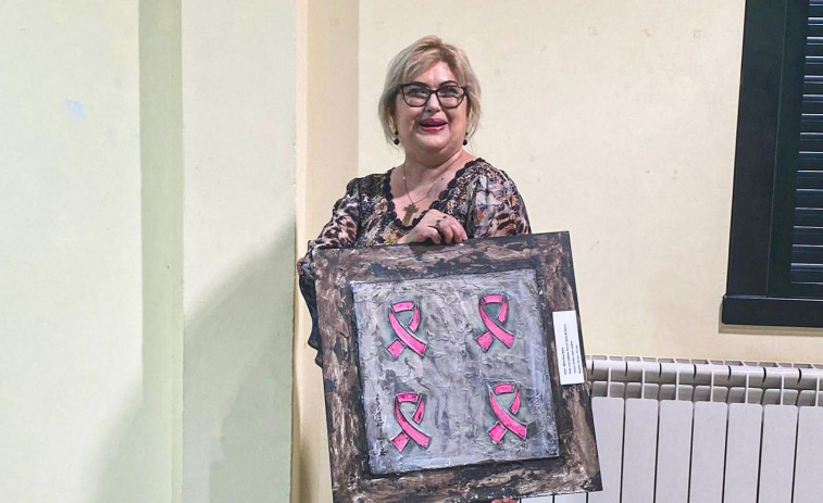 Rosa María Asaro dona cuatro de sus obras de la reciente exposición Comunarte