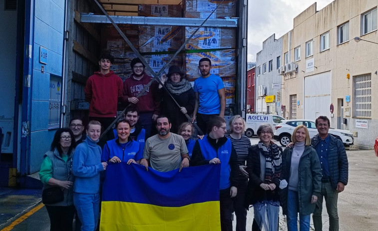 El gran día de AGA-Ucraína en A Coruña: recogida de alimentos en Alcalde Marchesi y subasta solidaria en el Monty