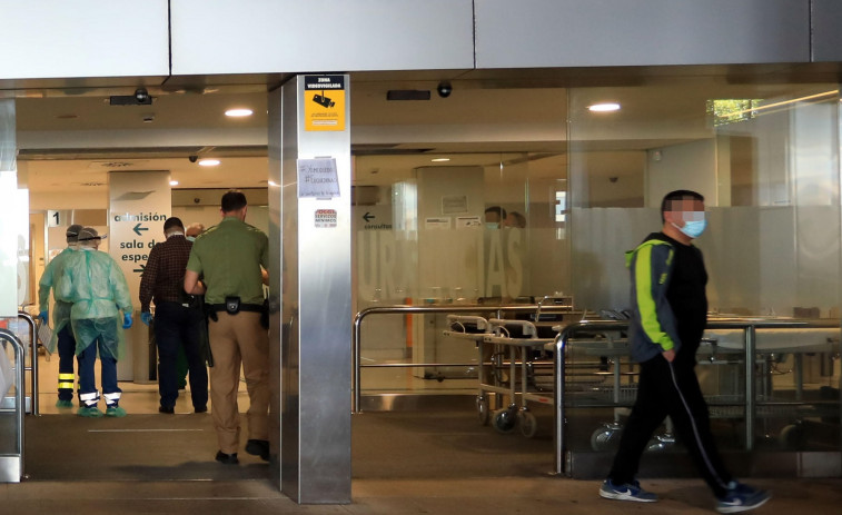 Las urgencias hospitalarias en España colapsadas con demoras de 3 días en pasillos