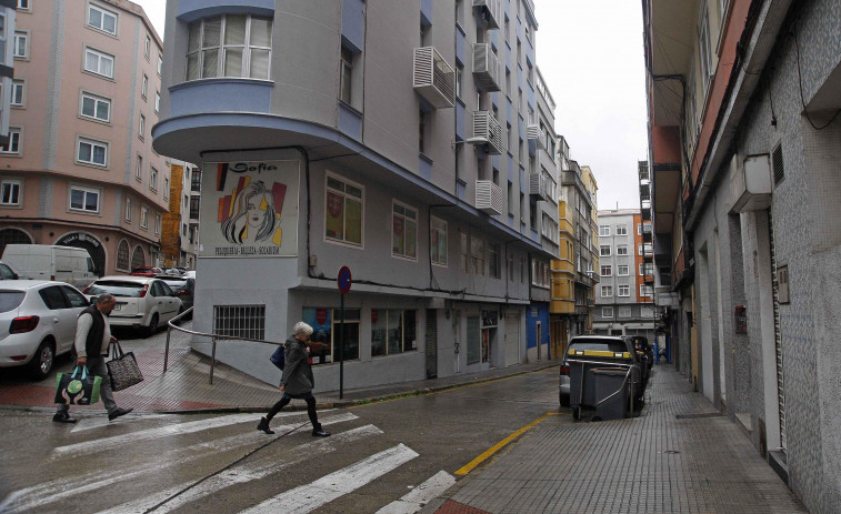 Los vecinos reclaman la ampliación de las aceras en la calle Cartagena