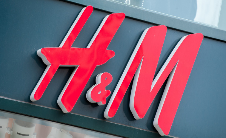Investigan la supuesta venta de vídeos de probadores de H&M en Malasia
