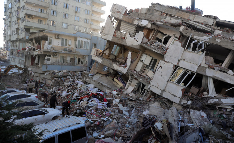Más de 20.000 muertos en Turquía y Siria por los terremotos