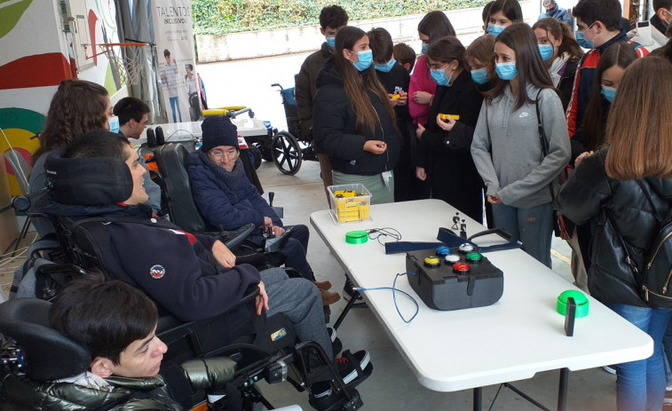 El Citic y Aspace Coruña implican a institutos gallegos para mejorar el día de las personas con parálisis cerebral