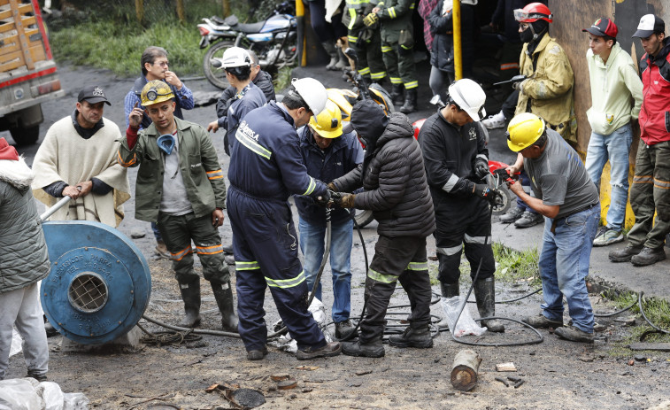 Asciende a 21 el número de fallecidos por la explosión en una mina en Colombia