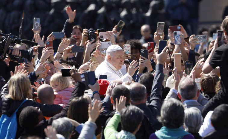 El papa ruega por el diálogo entre Israel y Palestina en su mensaje de Pascua