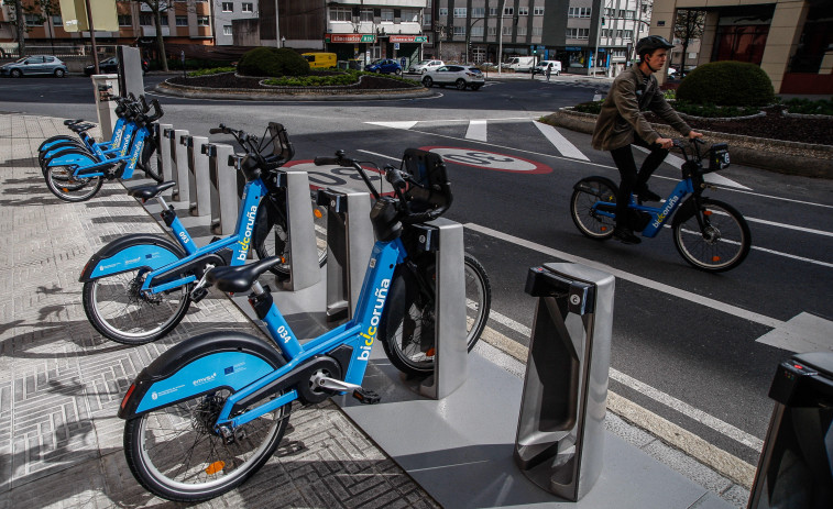 Un usuario de BiciCoruña recibe un cobro de 35 euros por un supuesto trayecto de 7 horas