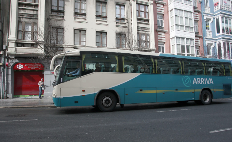 El sector del transporte de viajeros, en huelga los días 27 y 28 de abril en Galicia