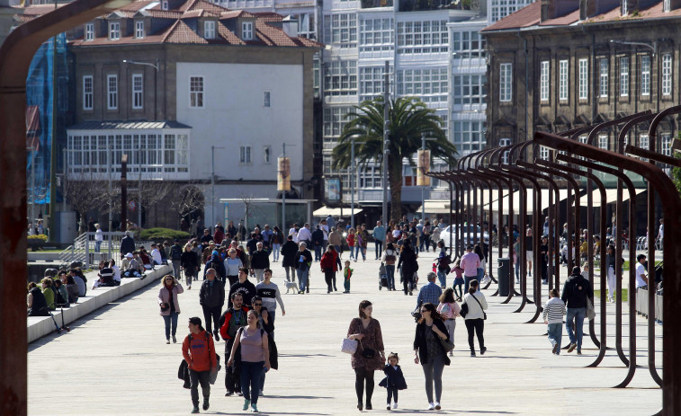 A Coruña ya recibe más turistas que en el año previo a la pandemia