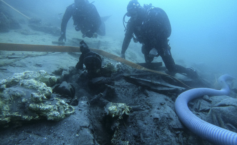 Descubierto un misterioso galeón del siglo XVII naufragado en Pasaia