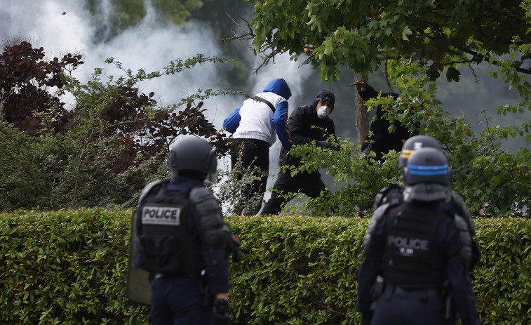 Encarcelado el policía autor de la muerte del menor en Nanterre que degeneró en disturbios
