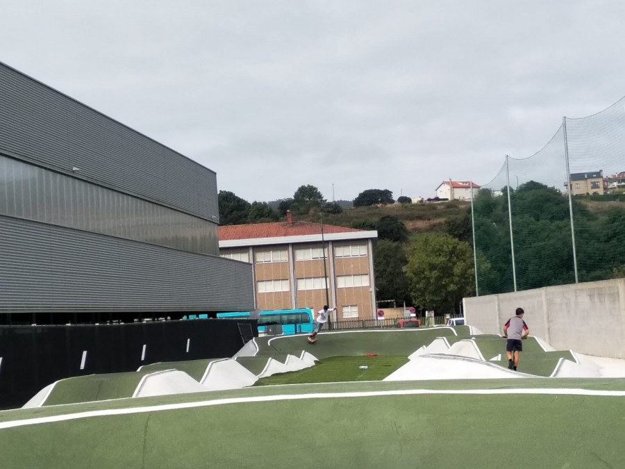 Arteixo invierte 500.000 euros en una nueva zona de deportes urbanos