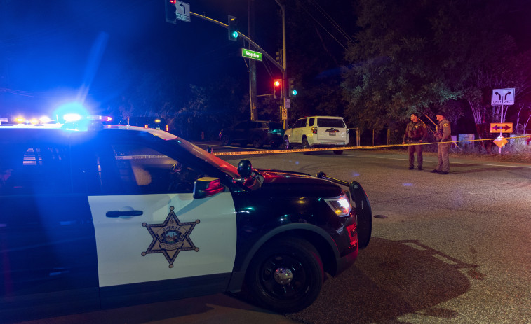 Cuatro muertos y seis heridos en un tiroteo en un bar de moteros de California