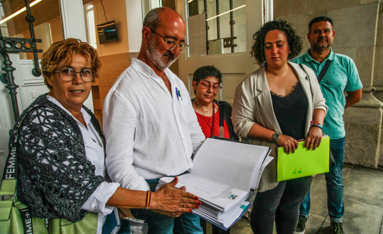 Los barrios de A Coruña registran 4.950 firmas por una mayor seguridad