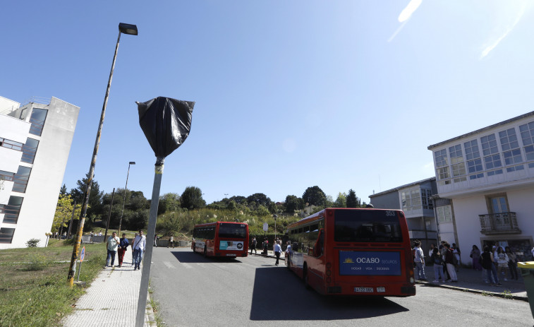 La línea de autobuses de la UDC sufre modificaciones en el inicio del curso a causa de unas obras