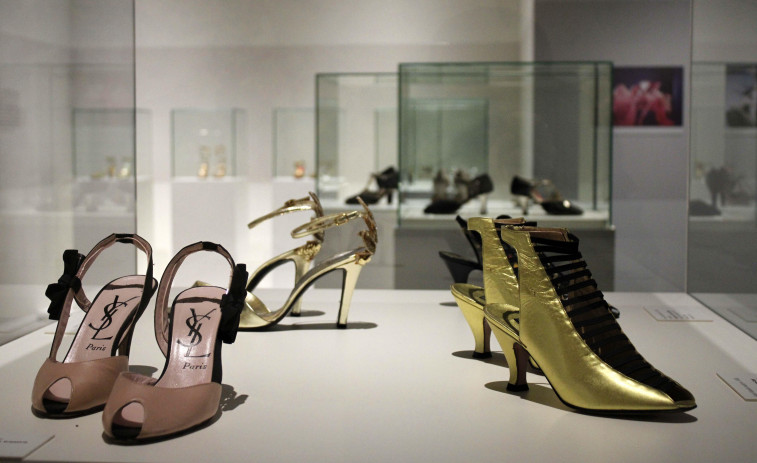 La Barrié exhibe la colección de calzado histórico de Stuart Weiztman