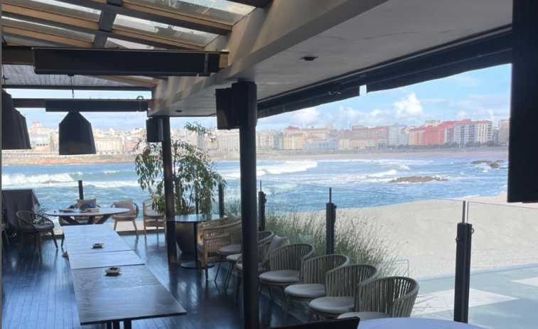 Los restaurantes frente al mar también son para el invierno