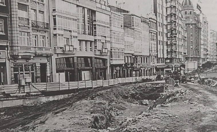 Hace 25 años | La tubería de A Coruña que se jubila y el conflicto de la Sinfónica