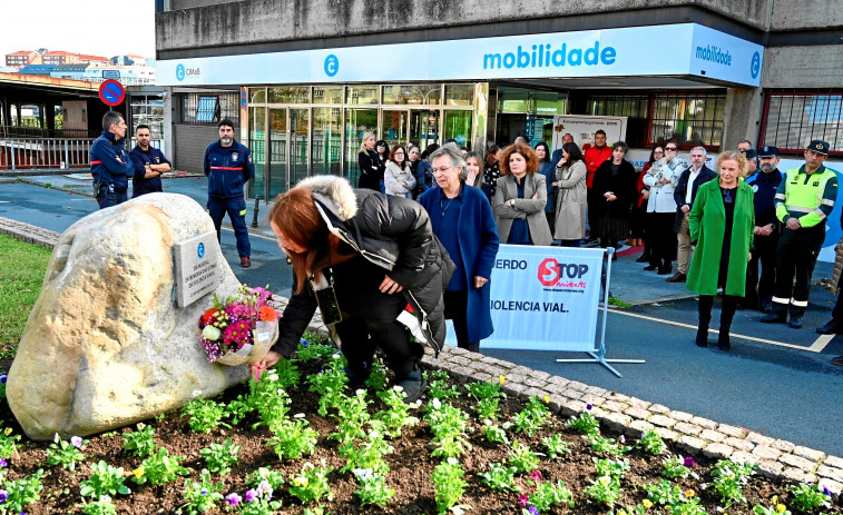 El Ayuntamiento de A Coruña organiza una ceremonia en memoria de las víctimas de accidentes de tráfico