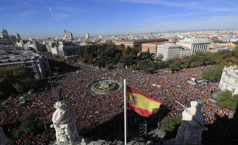 Unas 170.000 personas participan en la protesta contra la ley de amnistía en Madrid