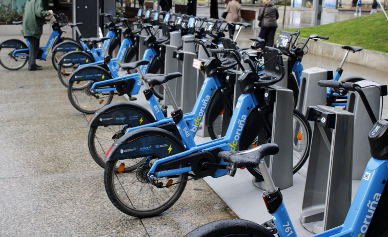 A Coruña comprará 300 nuevas bicicletas eléctricas y llegará a 85 estaciones de BiciCoruña
