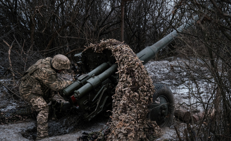 Kiev aún confía en recibir armas este mes para frenar la ofensiva rusa