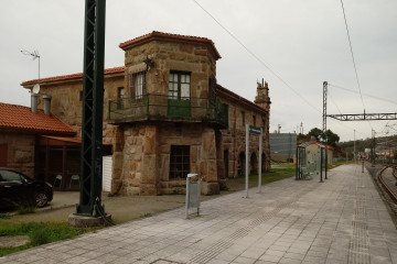 Estación de tren de Uxes