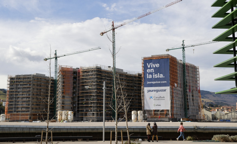 Caixabank prevé que el precio de la vivienda siga subiendo hasta 2025