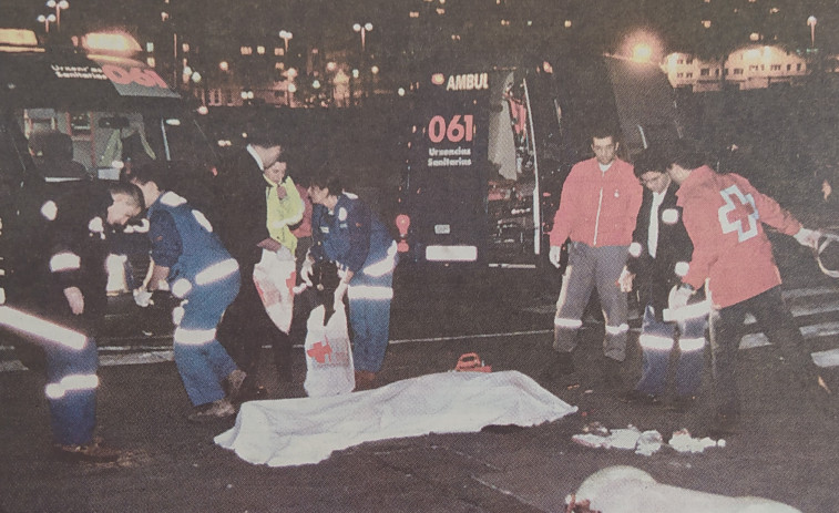 Hace 25 años | Extraño accidente mortal en la Torre de Hércules y radares en A Coruña