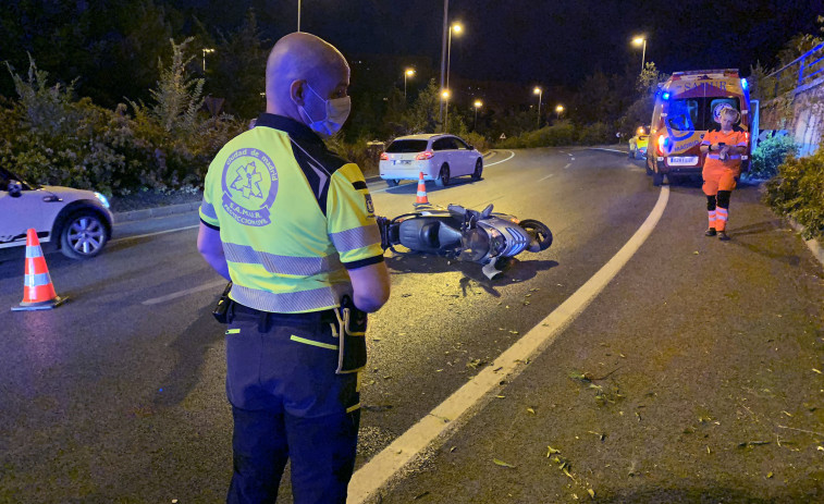 La DGT obligará a los motoristas a usar casco integral o modular y guantes en carretera