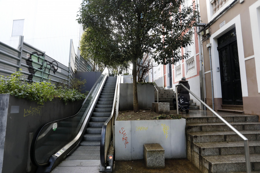 Las escaleras de A Coruña que ni suben ni bajan