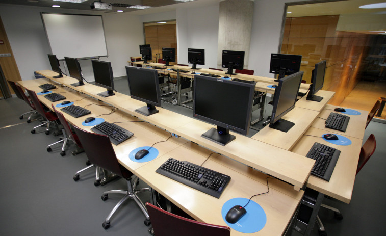El Ayuntamiento de A Coruña oferta 60 cursos de formación digital en las bibliotecas
