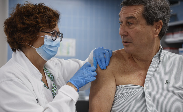 Sanidad aprueba la primera vacuna contra el virus sincitial  para embarazadas  y mayores de 60